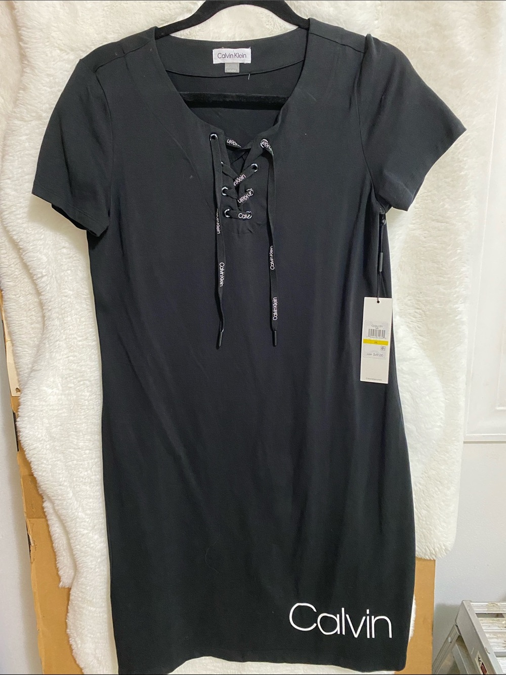 Calvin Klein Black Short Sleeve Lace-Up Shift Dress
